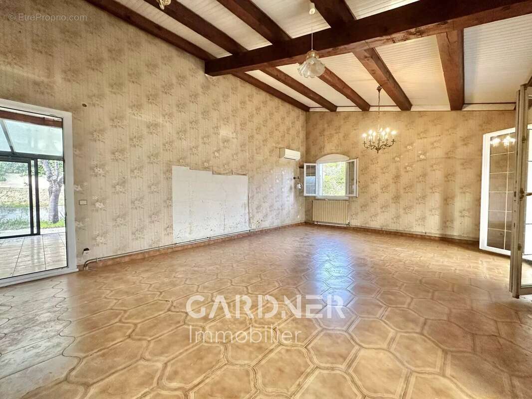 Maison à MARSEILLE-11E