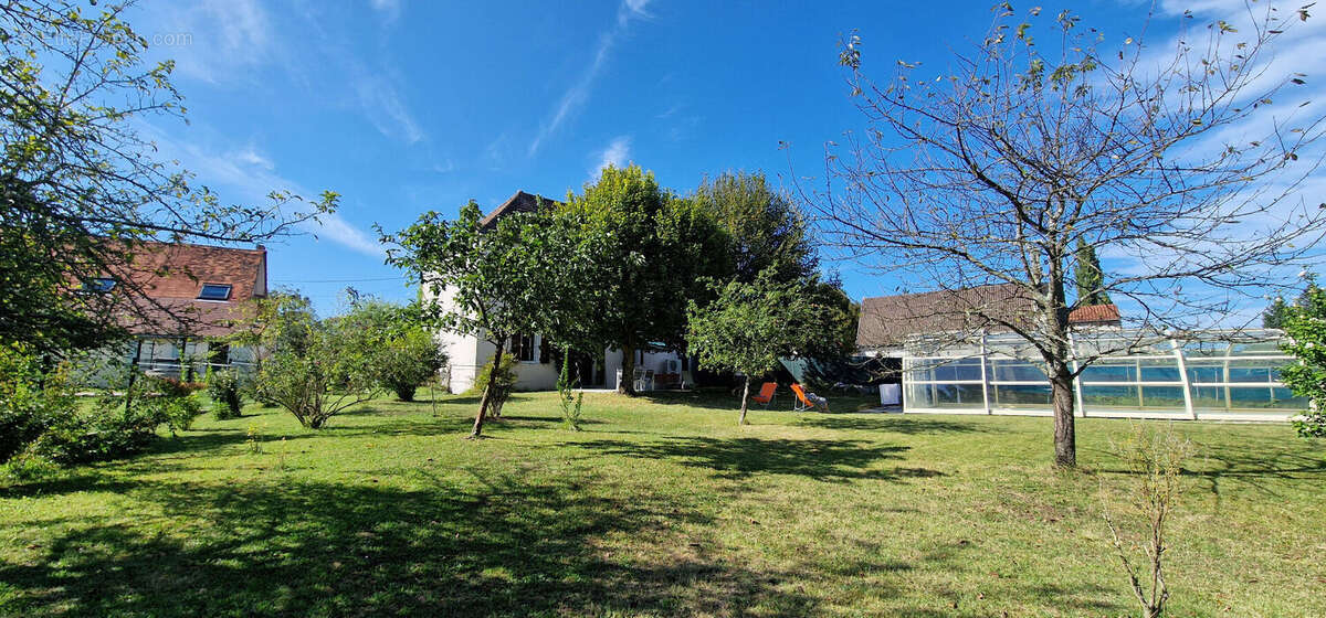 Maison à SERVILLY