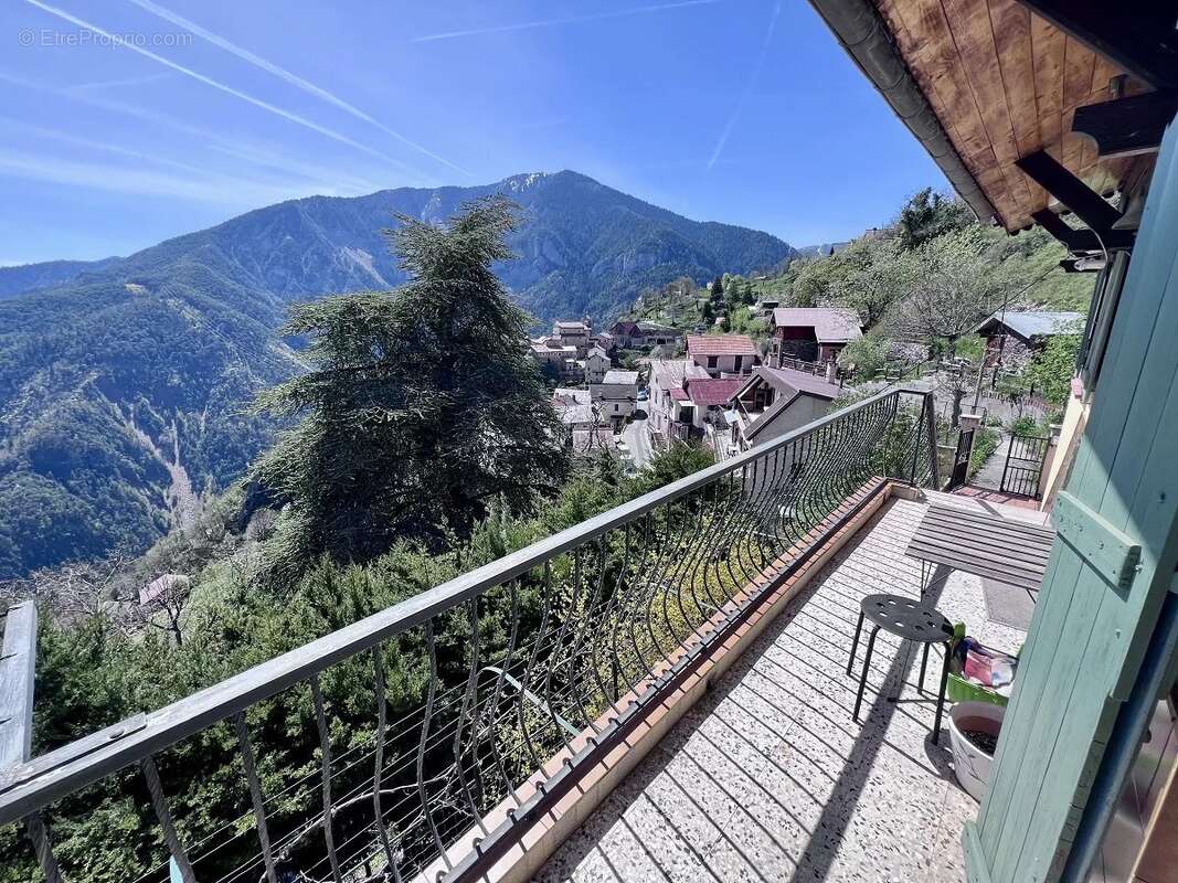 Maison 65 m² à Roure  - photo 15