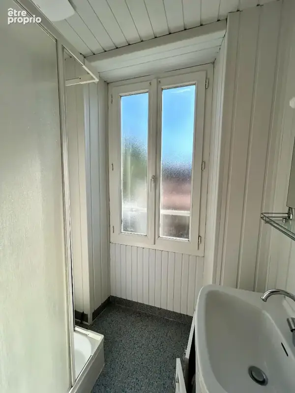 La Crèche centre, maison de ville 112 m², 3 chambres, cour - photo 8