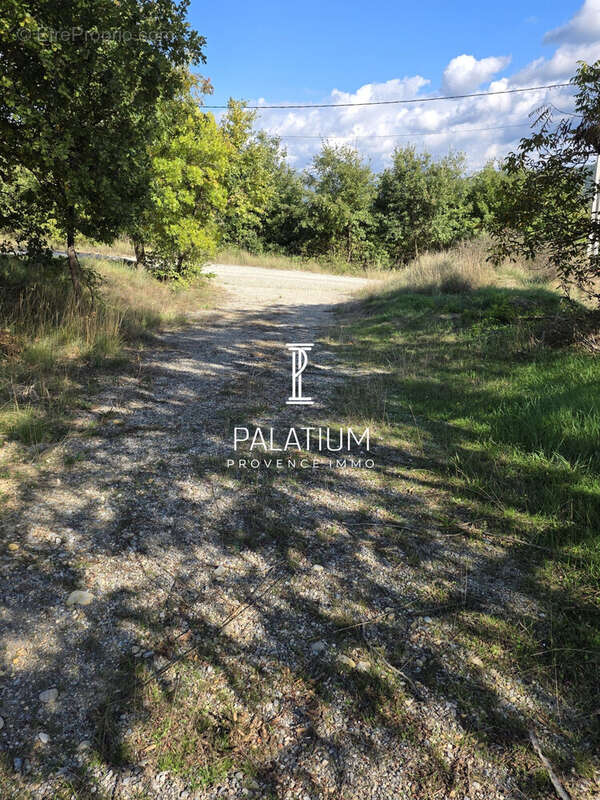 Terrain à MALLEMOISSON