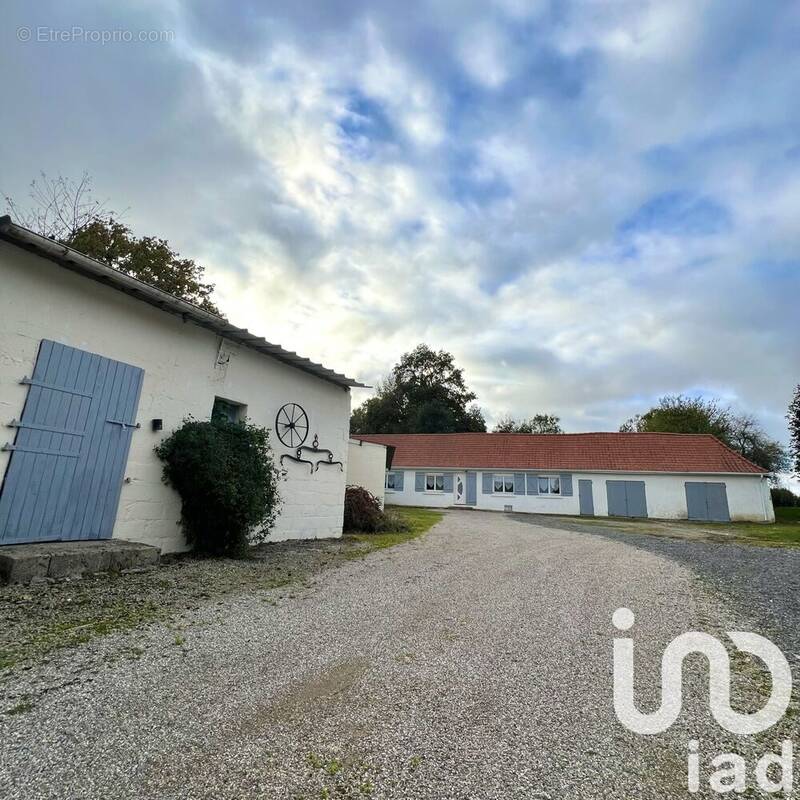 Photo 1 - Maison à PREURES