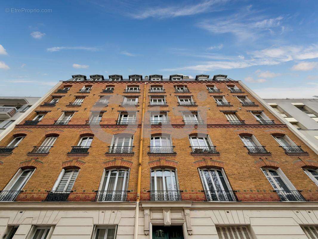 Appartement à PARIS-20E