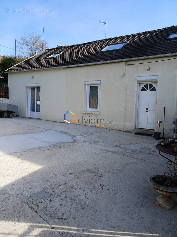 Maison à LA FERTE-GAUCHER