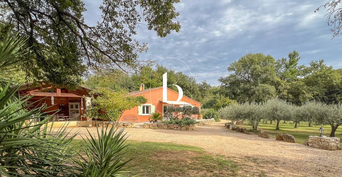 Maison à GOUDARGUES