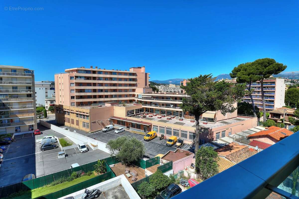Appartement à CAGNES-SUR-MER