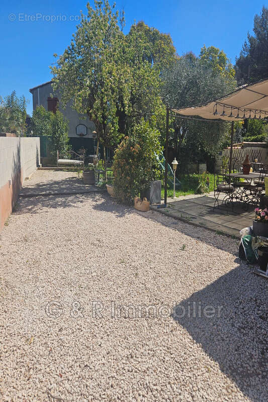 Maison à LA BOUILLADISSE