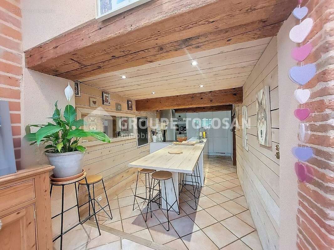 Maison à SAINT-ORENS-DE-GAMEVILLE