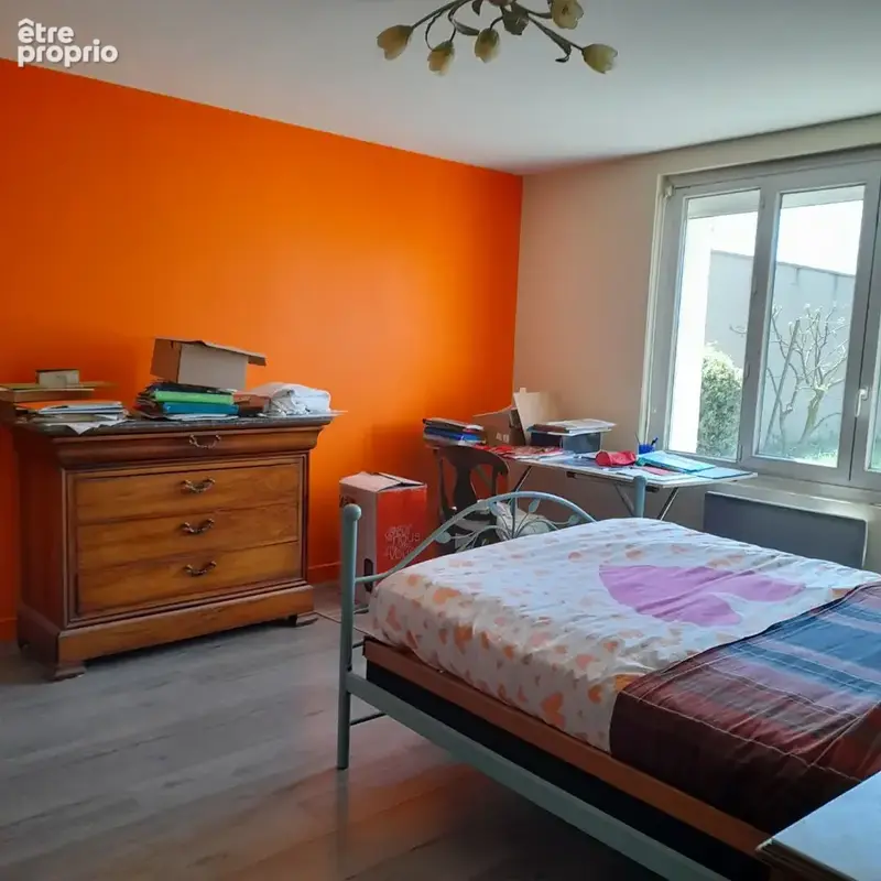 Maison aux multiples possibilités de 280 m2 - photo 3