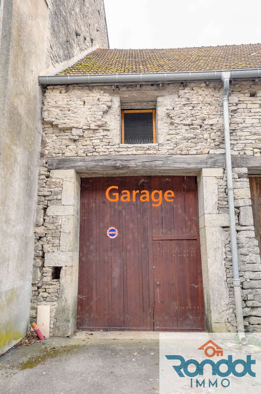 Maison à LUX