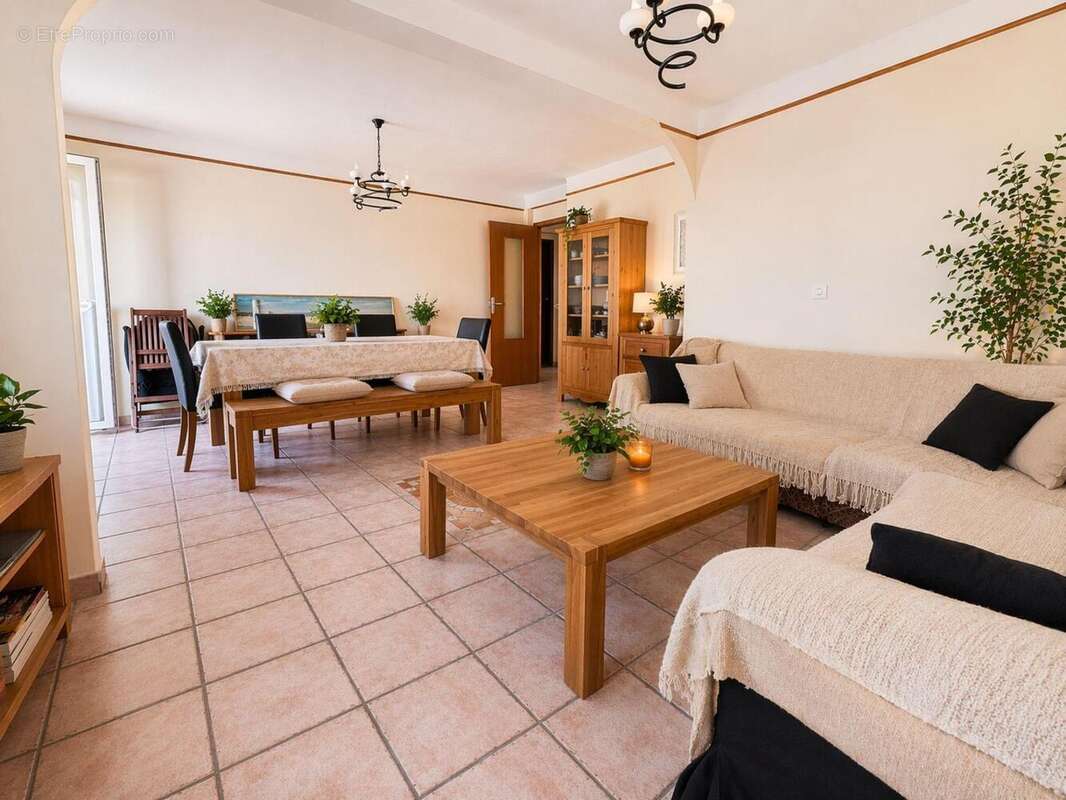   - Appartement à NICE