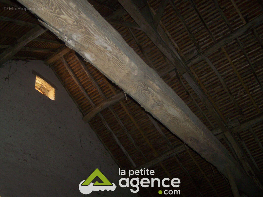 Autre à NEUVY-SAINT-SEPULCHRE