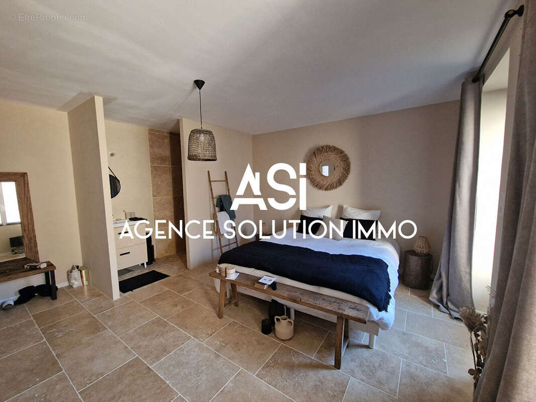 Maison à COSSE-LE-VIVIEN