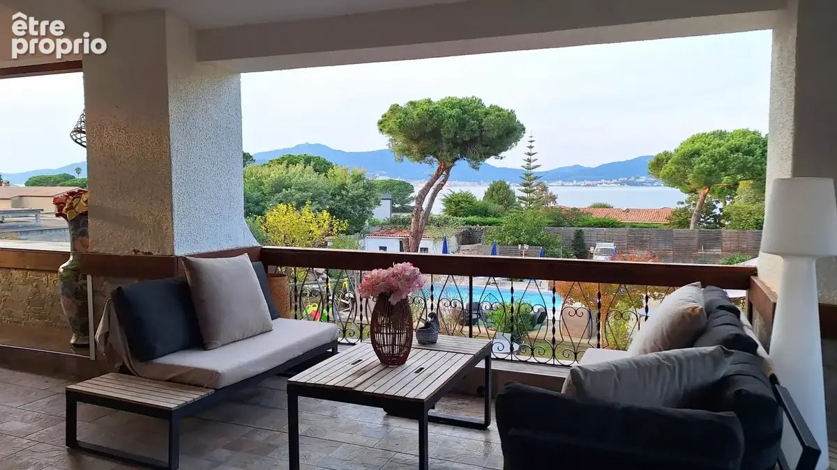 Porticcio propriété  de 500m2 - en bord de mer - photo 8