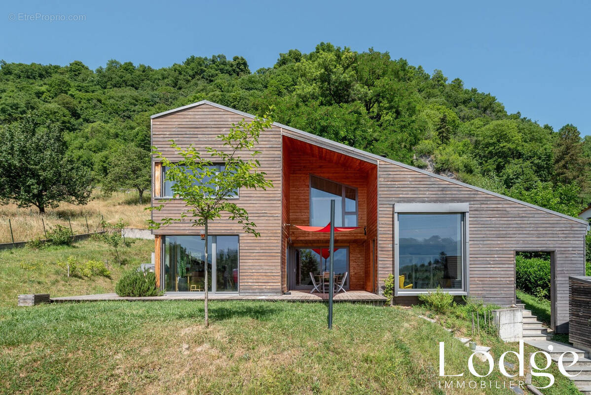 Maison à LA TRONCHE