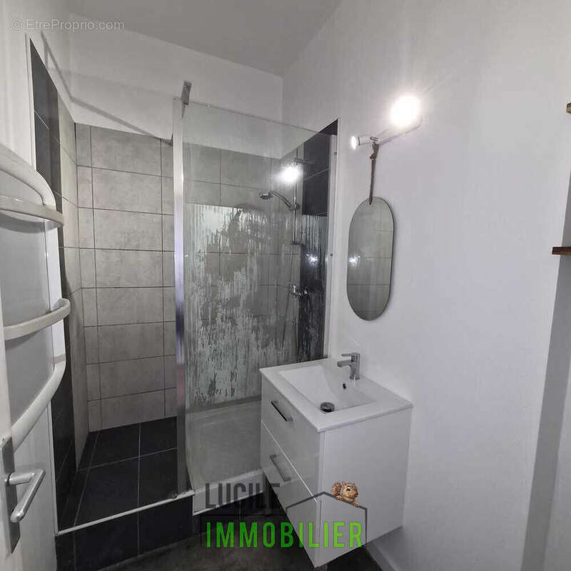 Appartement T2 idéalement situé - 44 m² 6 - Appartement à CREIL