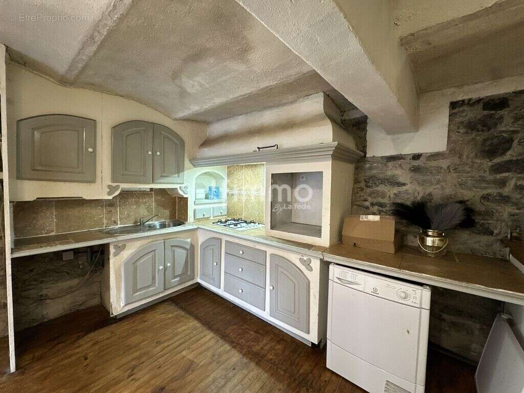 Maison à MONTREDON-DES-CORBIERES