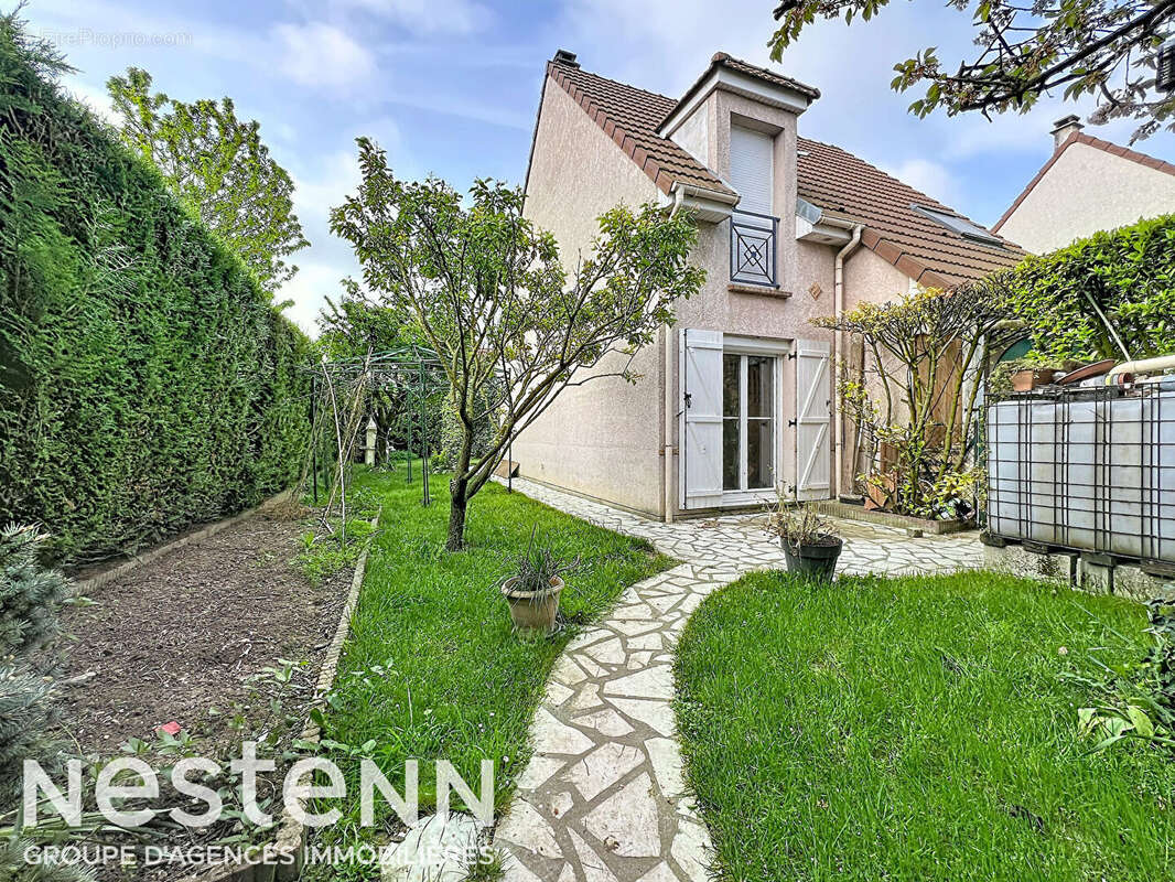 Maison à VILLENEUVE-SAINT-GEORGES