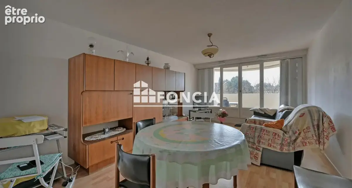 Appartement T3 Lumineux avec Terrasse et Garage ! - photo 3