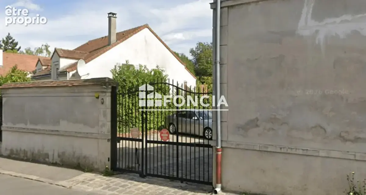 Parking à GONESSE