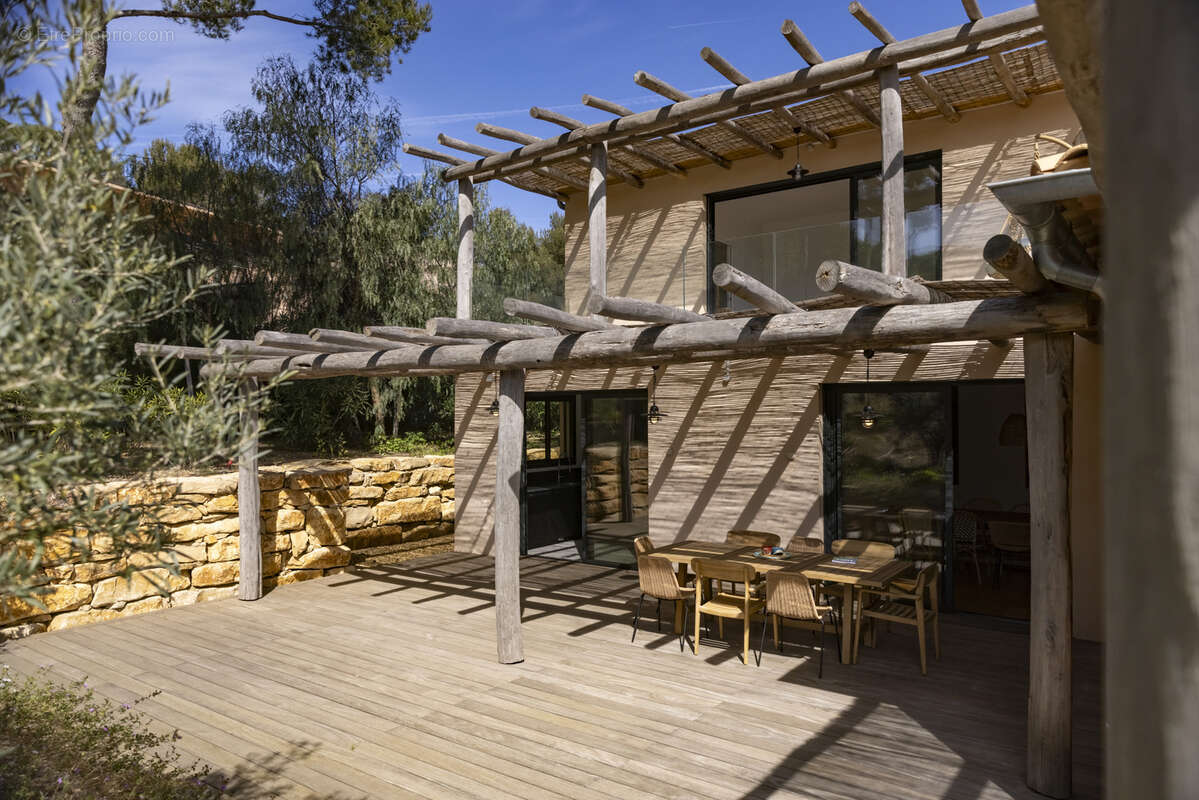 Maison à LA CROIX-VALMER