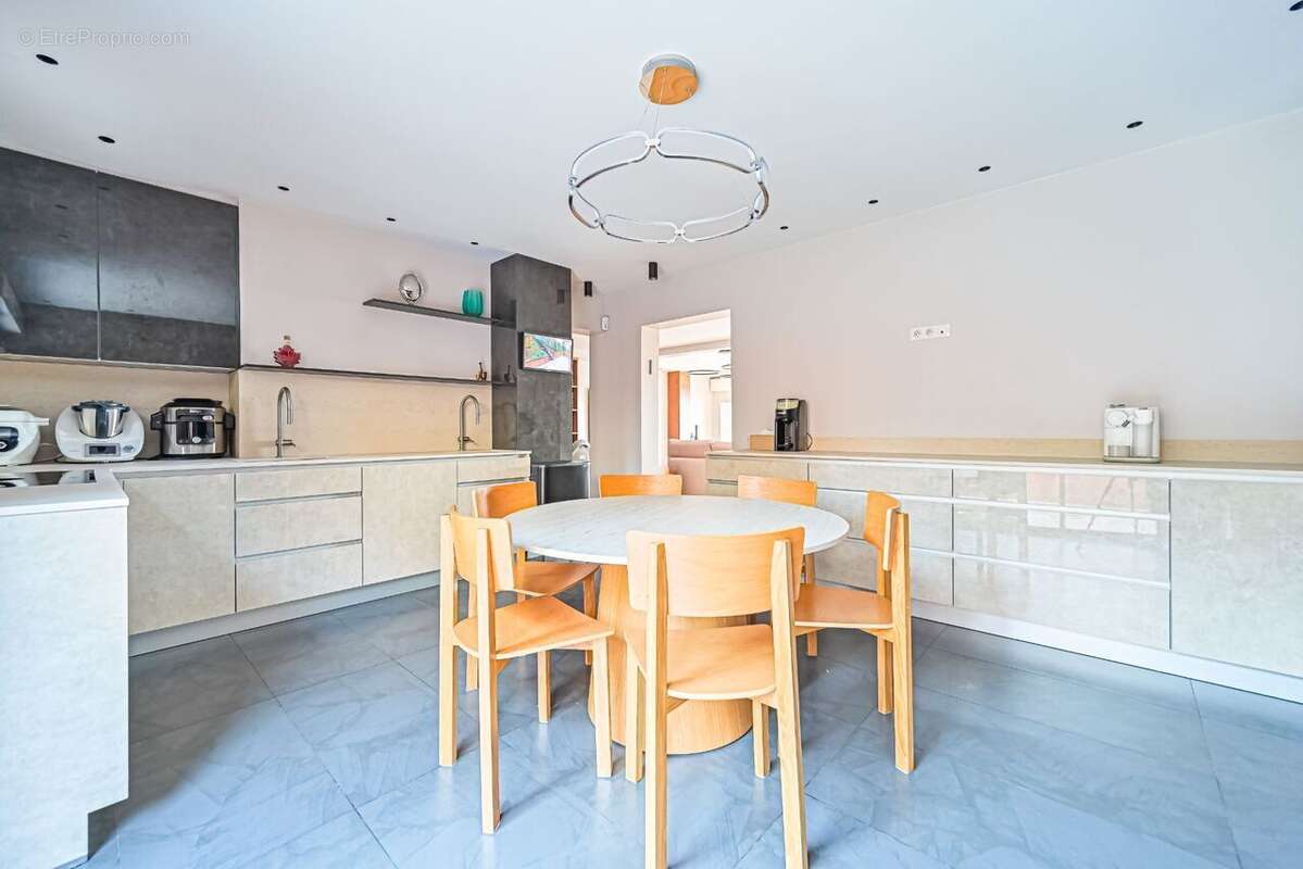 Maison à FONTENAY-SOUS-BOIS