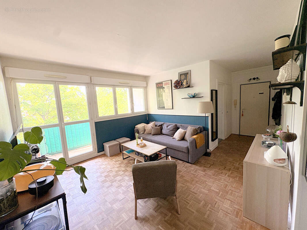 Appartement à AUBERGENVILLE