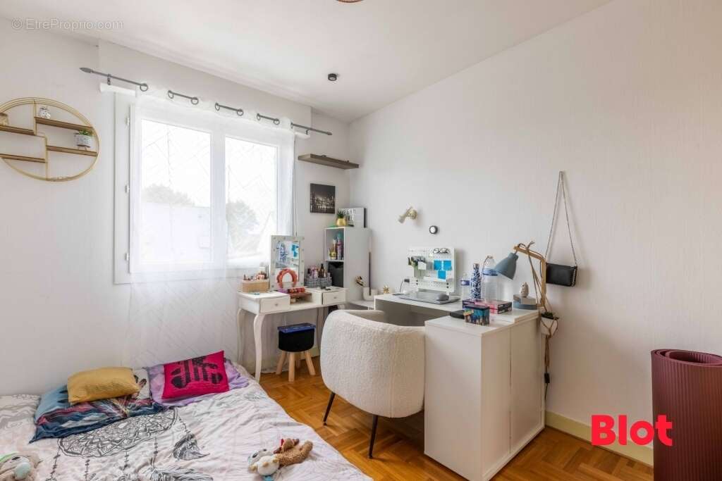 Maison à THORIGNE-FOUILLARD