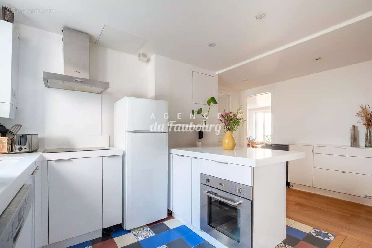Appartement à PARIS-10E