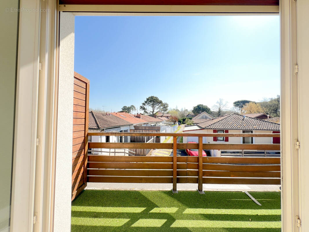 Appartement à LIT-ET-MIXE