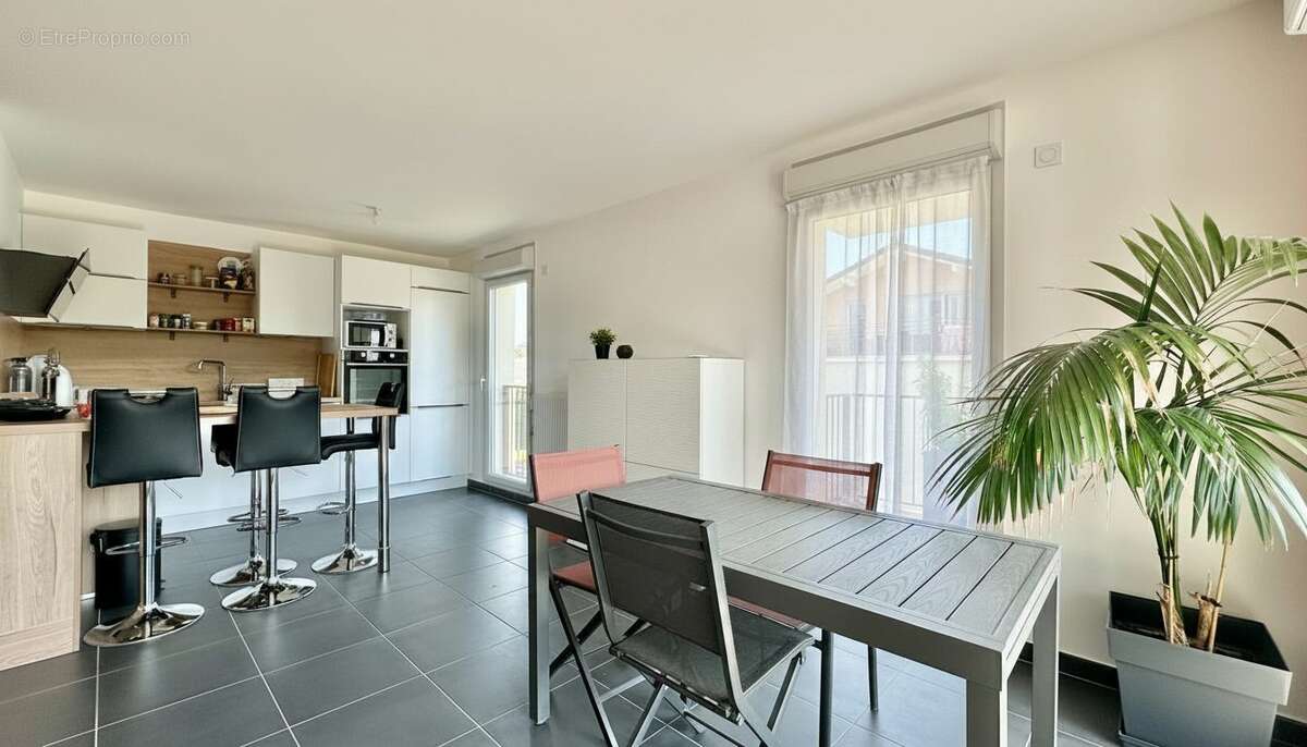 Appartement à ARGONAY