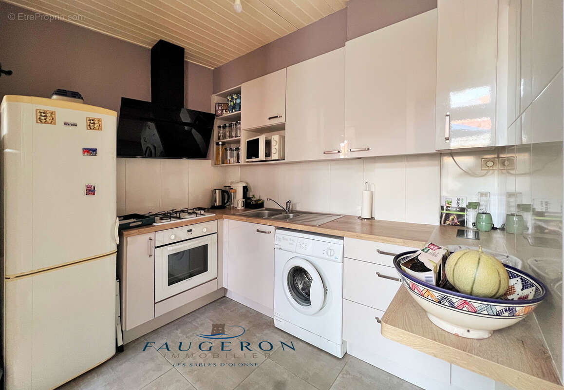 LA CHAUME - Maison T3 de 76 m2 proche Quai et Commerces - photo 5