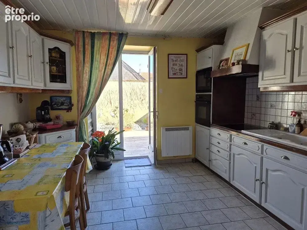 Maison 5 pièces avec jardin. - photo 7