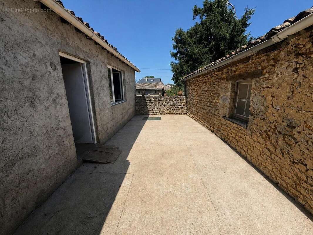 Photo 8 - Maison à VIVONNE