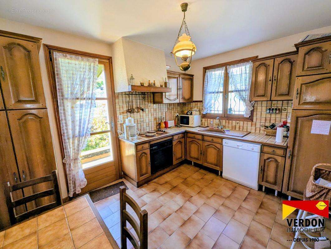 Maison à SAINT-ANDRE-LES-ALPES