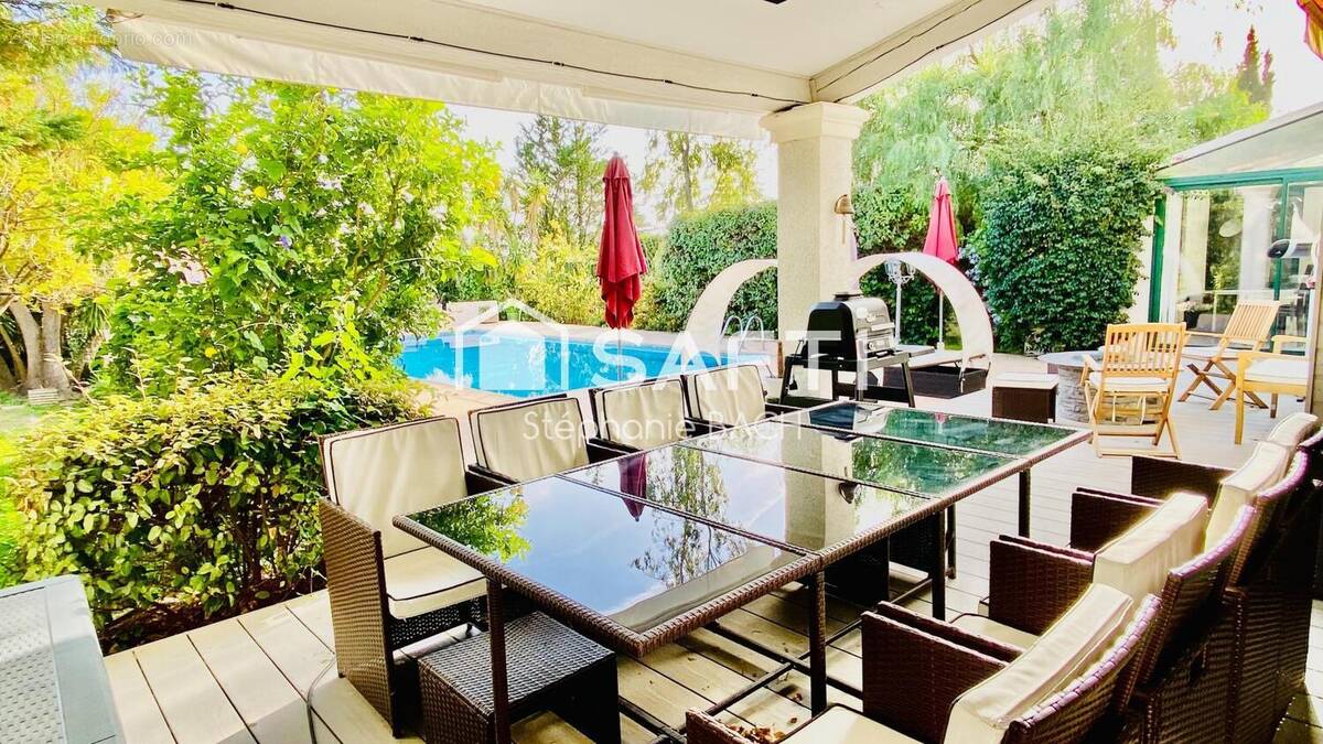 Photo 1 - Maison à CEYRESTE