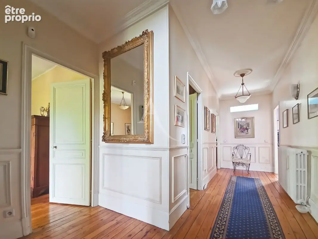 Propriété 290 m² habitables et maison de gardien -1530 m² de terrain - photo 6