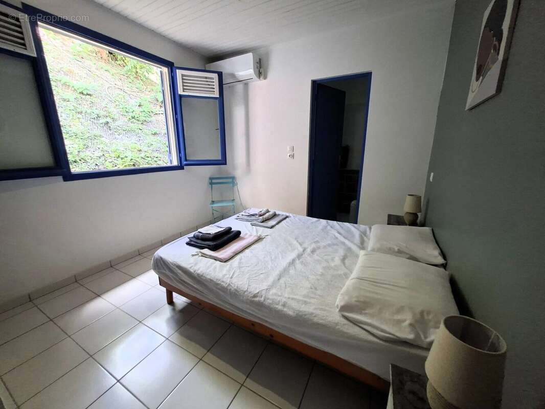 Maison à LES TROIS-ILETS