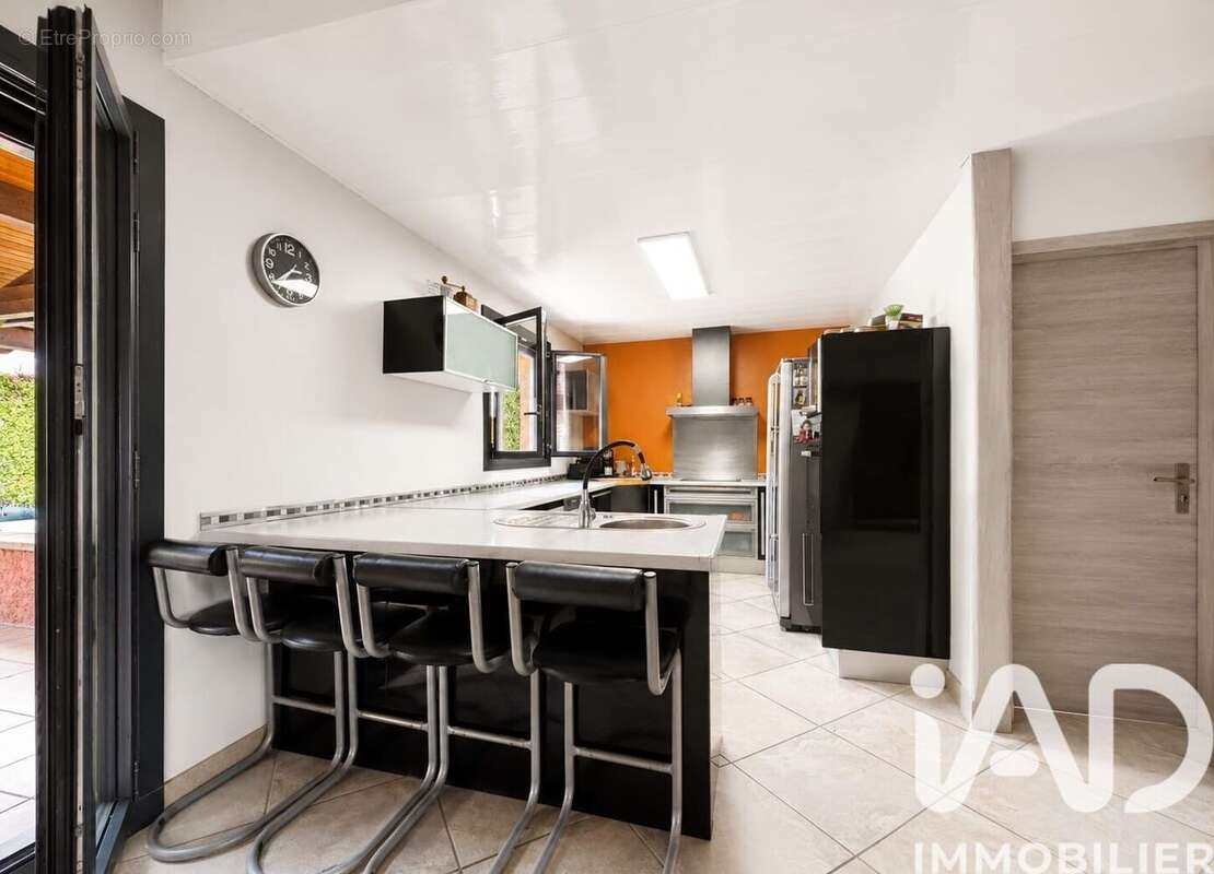 Photo 2 - Maison à ILLY