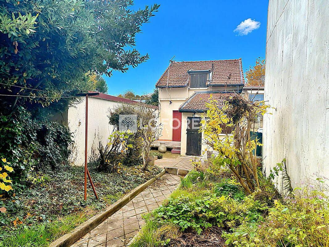 Maison à VITRY-SUR-SEINE