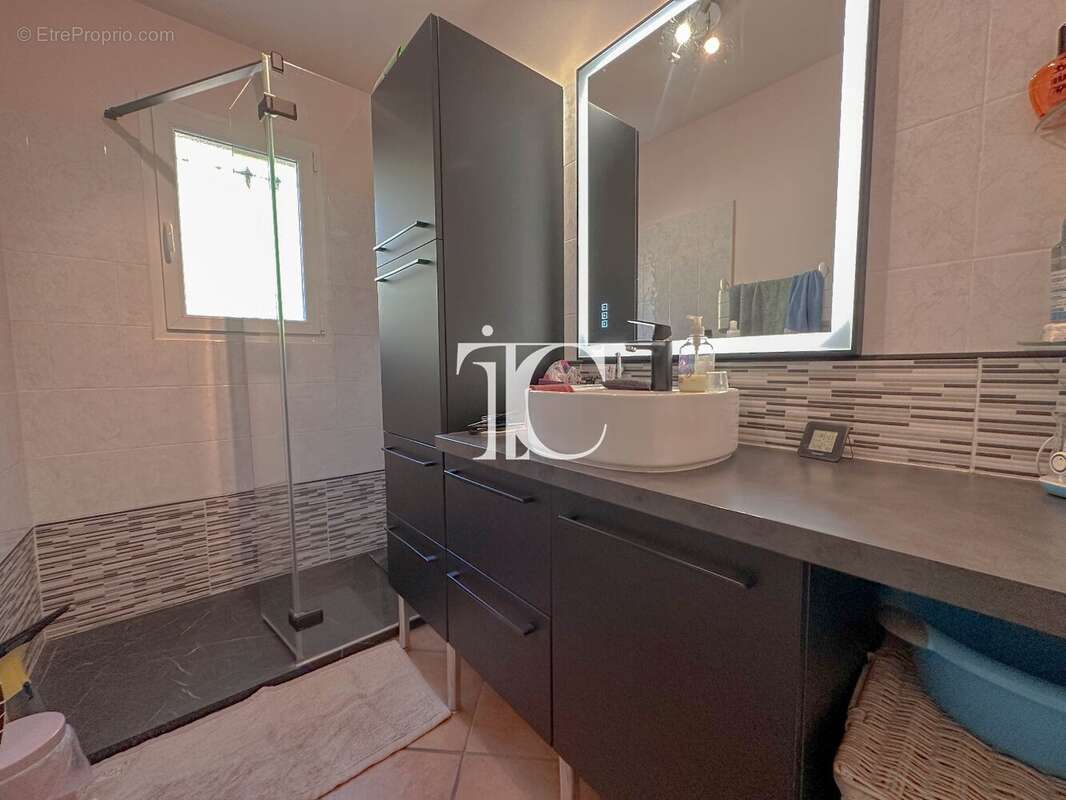 Maison à SAINT-AMBROIX