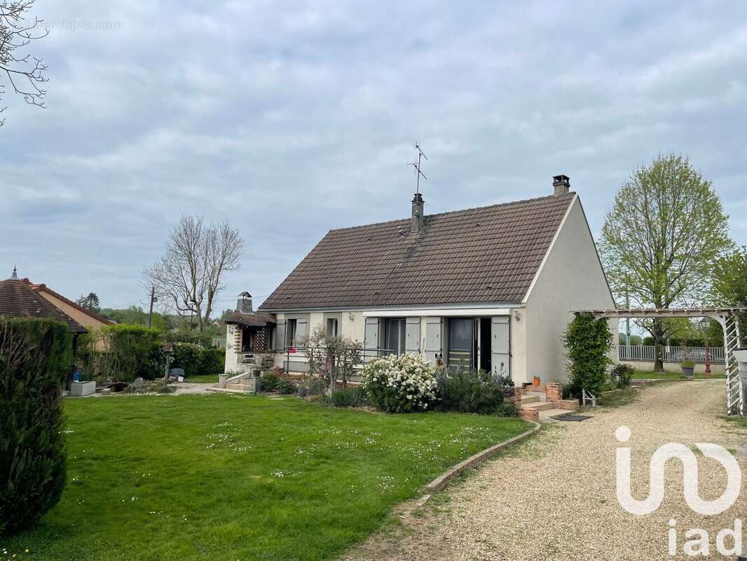 Photo 2 - Maison à MONTMIRAIL