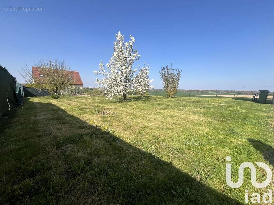 Photo 2 - Maison à FERRIERES-HAUT-CLOCHER