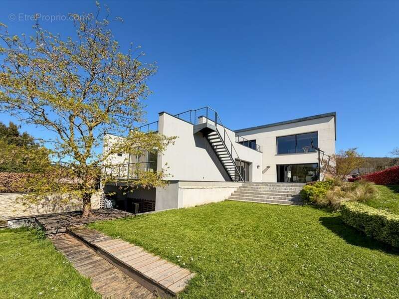 Maison à SAINT-MARTIN-DE-BOSCHERVILLE