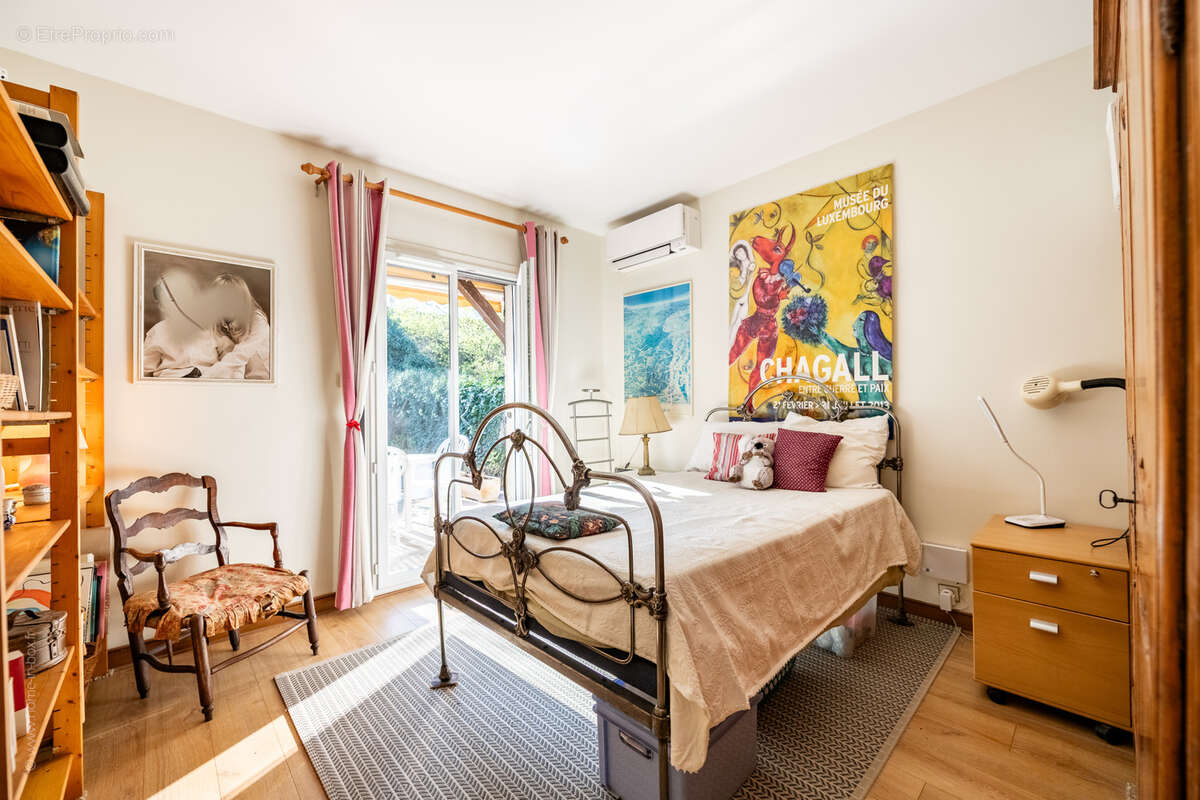 Maison à SAINT-MAUR-DES-FOSSES