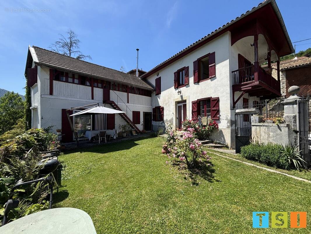 Maison à CAZAUNOUS