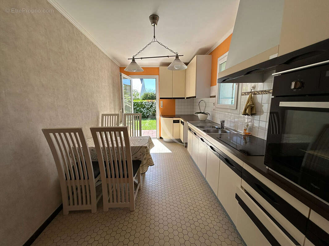 EXCLUSIVITE ! Maison 4 chambres dont suite parentale au RDC - BOURG SAINT-HERBLAIN - photo 3