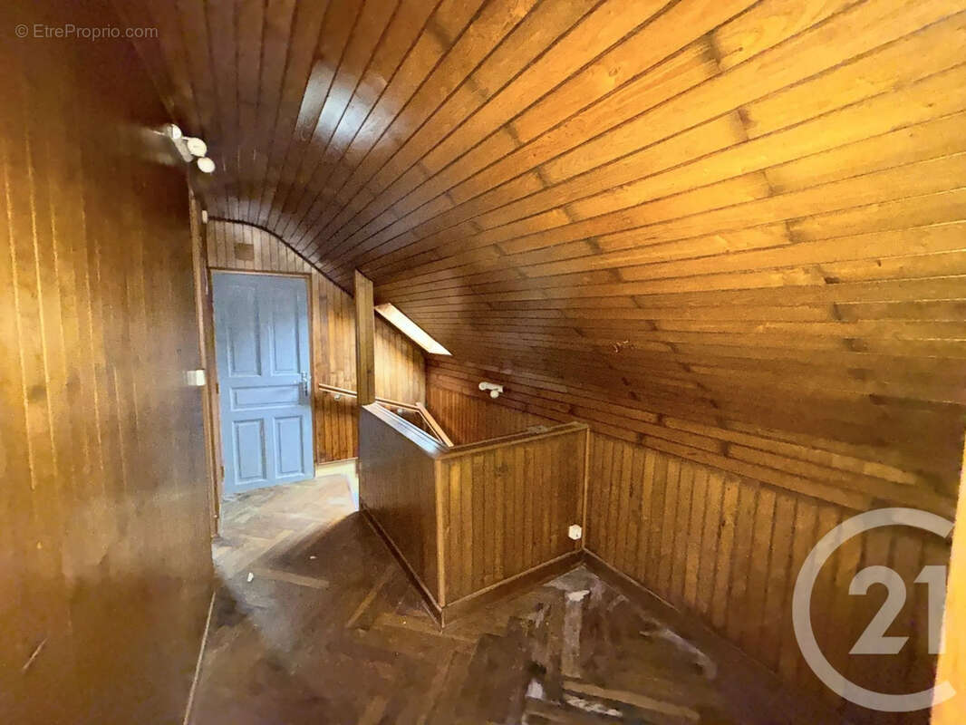 Maison à SAINT-QUENTIN