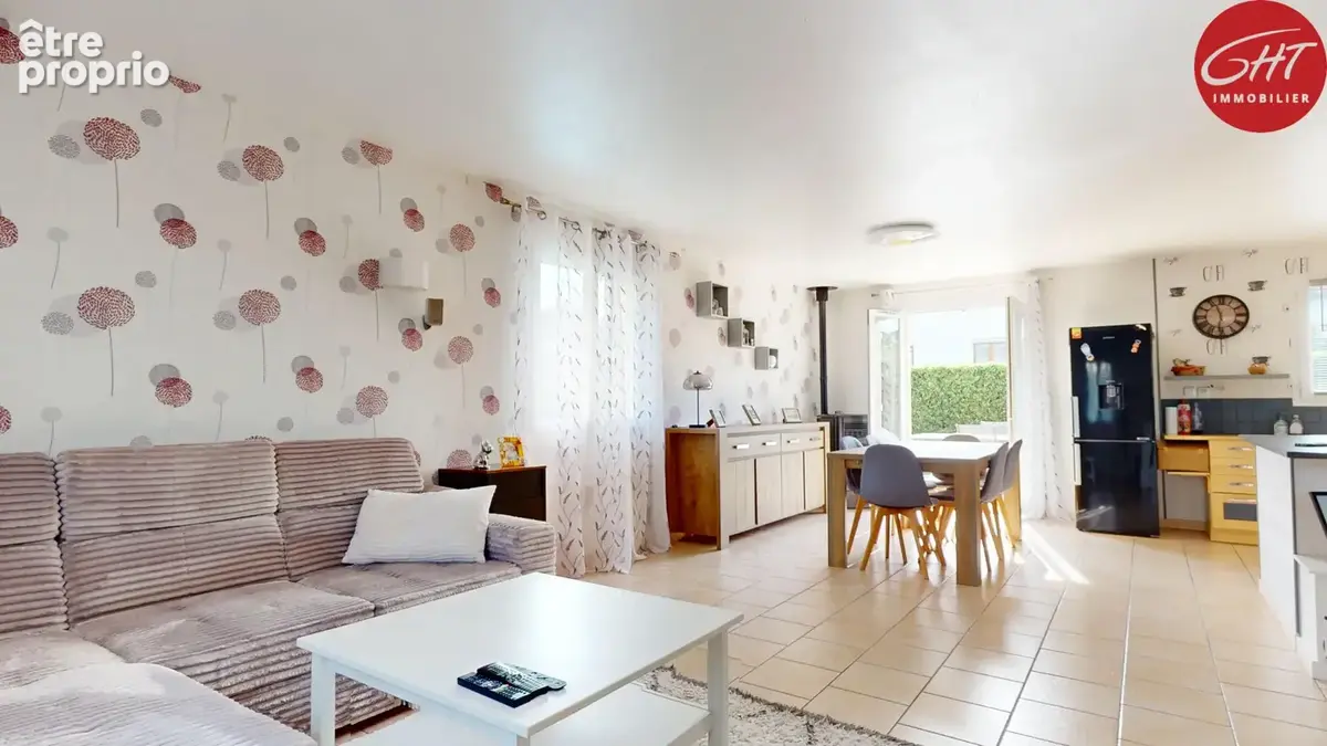 Maison familiale - 125 m2 - avec piscine - proche de Besançon - photo 6