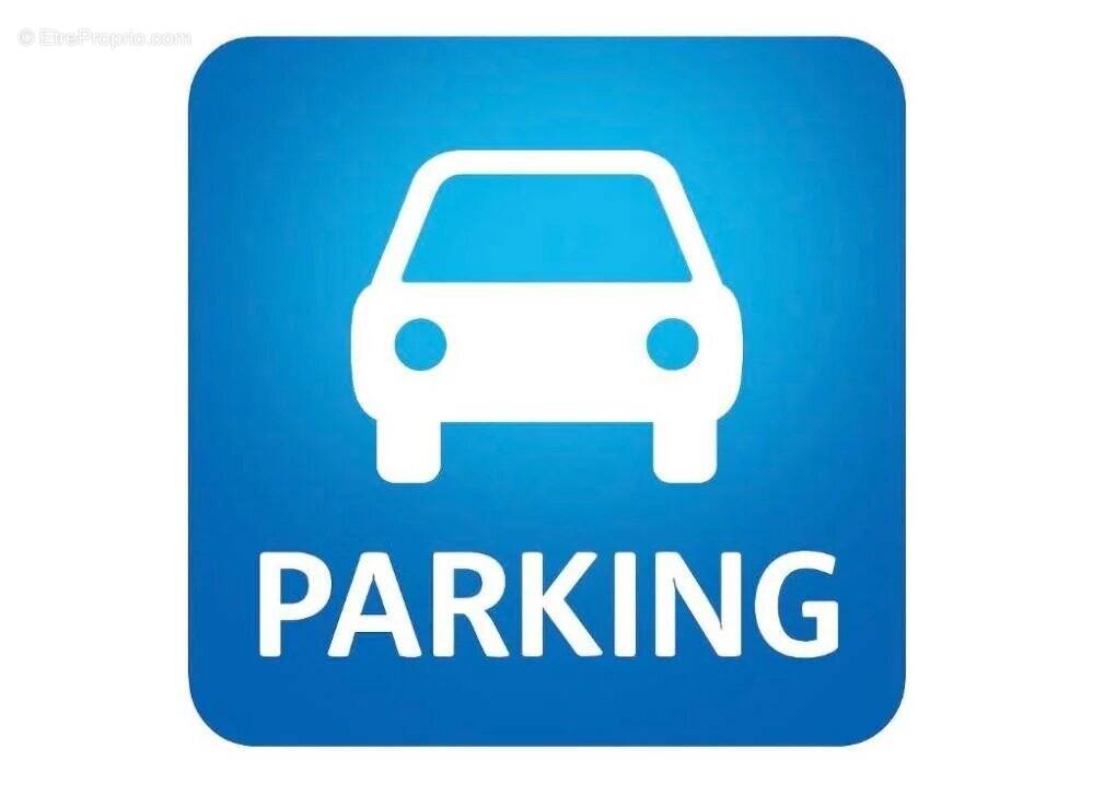 Parking à PARIS-17E